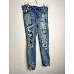 American Eagle Outfitters Light Blue Distressed Jeans